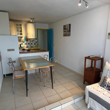Port Camargue Studio Vue Mer Льо Гро-дю-Роа Екстериор снимка