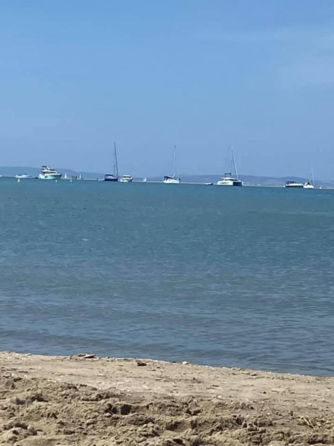 Port Camargue Studio Vue Mer Льо Гро-дю-Роа Екстериор снимка
