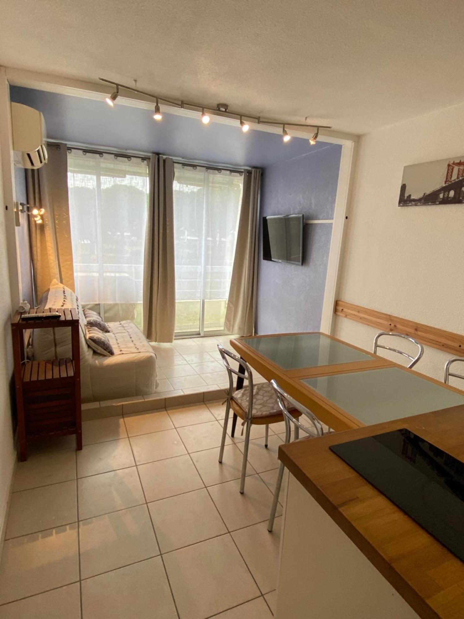 Port Camargue Studio Vue Mer Льо Гро-дю-Роа Екстериор снимка